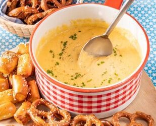 Homemade Beer Cheese Dip