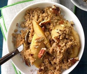 Spiced Apple Oatmeal